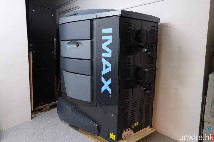 在 UA Megabox 的 IMAX 機房，仍保留著 IMAX MPX 菲林放映機。