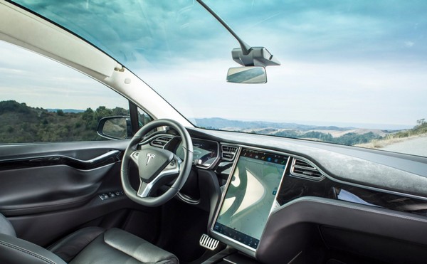 Tesla Autopilot 2.0 細節曝光！加入更多雷達及鏡頭強化自動駕駛效果