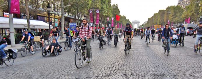 巴黎 9 月底推「全城無車日」