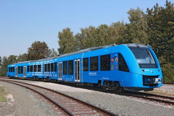推動環保先驅！全球首款氫燃料電池列車 2017 年底德國投入服務