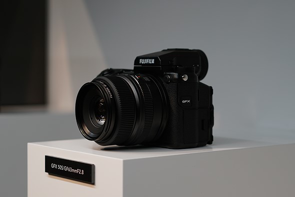 6 支全新 G Mount 鏡頭！Fujifilm 發表首款無反中片幅相機 GFX 50S