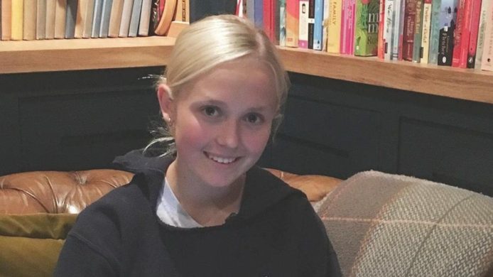 16 歲英國少女搞網站  幫大陸人改英文名搵錢