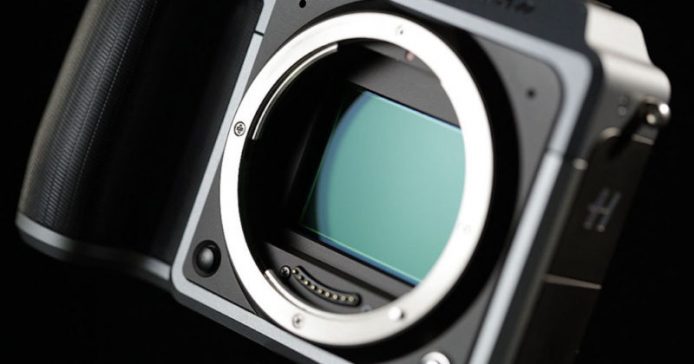 傳 Fujifilm 將公佈全新中片幅相機