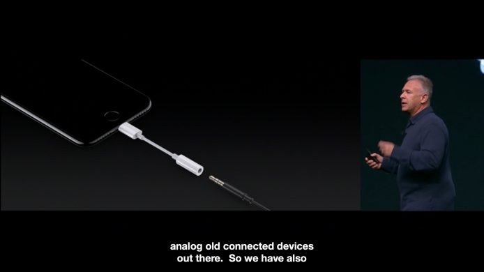 確定與 3.5mm 耳機插頭說再見！iPhone 7 ＆ 7 Plus 隨機搭配 Lightning 耳機、Lightning/3.5mm 轉插