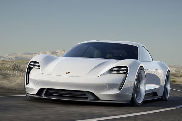 15 分鐘快速充電 80%！Porsche 計劃 2020 年前推出首款全電動車 Mission E
