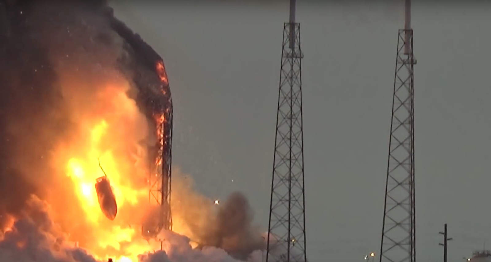 falcon-9-explosion-could-earn-spacex-a-trip-to-the-court-110953_1