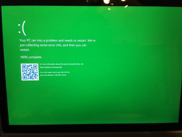 不再藍畫面？網民發現 Windows 10 預覽版會出現「死機綠畫面」