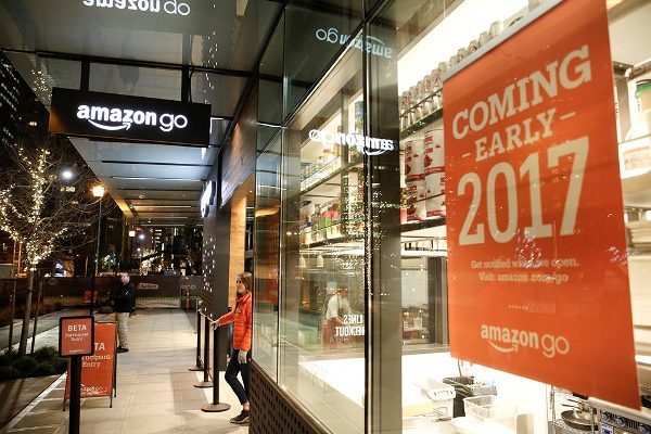 有排先普及！Amazon 否認會開設 2,000 間無收銀櫃超市 Amazon GO
