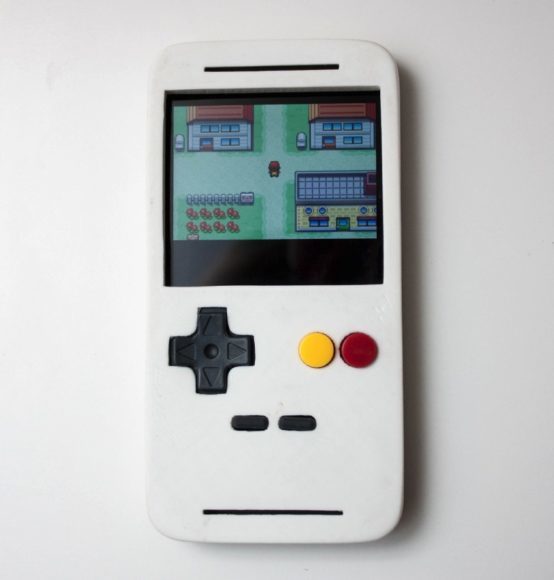3D 打印配件   手機即時變 Game Boy