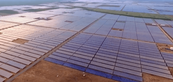 印度建成全世界最大型太陽能發電廠