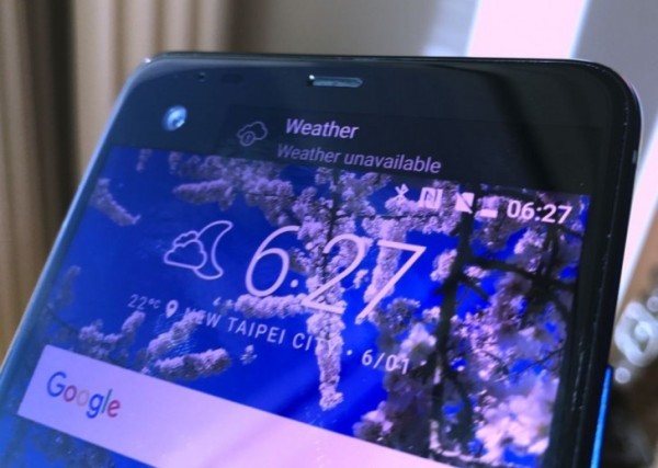 學 LG V20？HTC U Ultra 大量實機圖流出配備「副熒幕」
