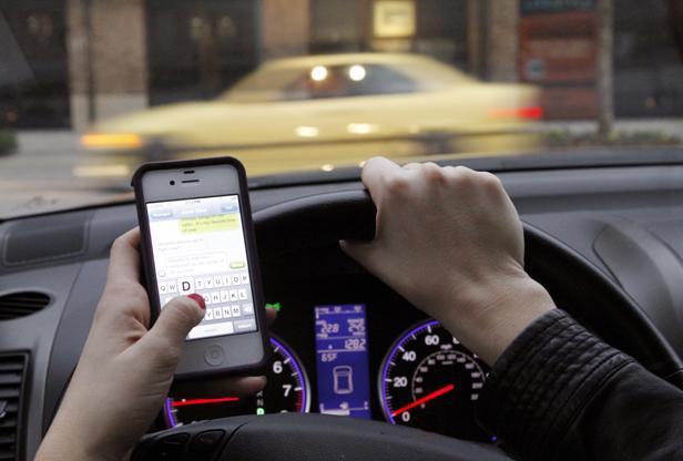 交通意外傷者控告 Apple 駕車時應禁用 iPhone