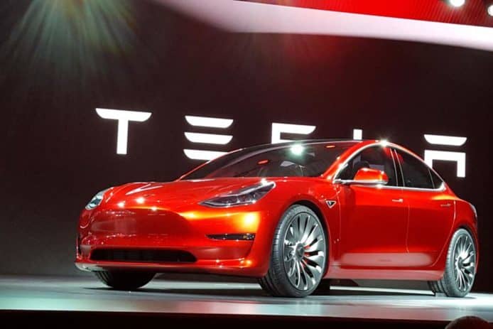 Tesla Model 3 七月投產  首批預計年底交付