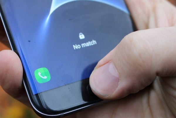 指紋 OUT！傳 Samsung 手機將完全放棄指紋識別功能