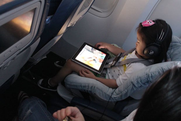 航班禁帶平板電腦  父母憂慮小孩變「恐怖份子」