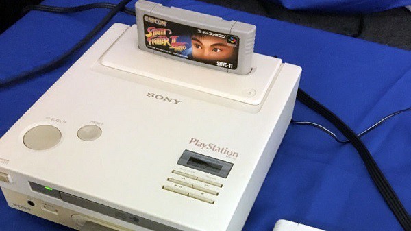 【有片睇】傳說主機 Nintendo PlayStation 被成功修復！CD- ROM 終可運行遊戲