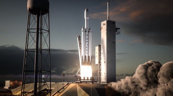 最快夏季尾發射！SpaceX 新型 Falcon Heavy 火箭核心推進器完成測試
