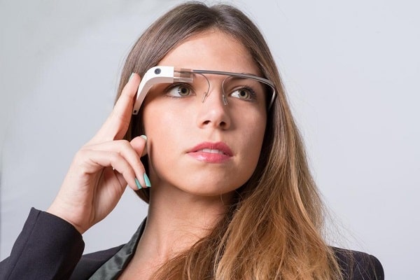 正式支援藍牙鍵盤！Google Glass 智能眼鏡相隔三年後再有更新