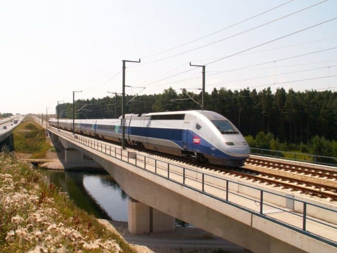 火車司機面臨失業  法國高速火車全自動化