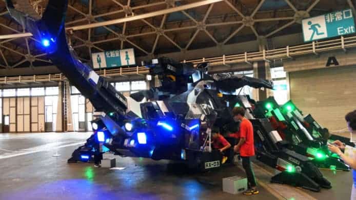日本巨型機械甲蟲開放公眾騎乘　活動式肢體可四處移動！