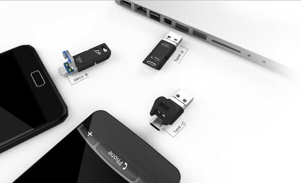 Mobile C50 USB 手指同時有齊 USB-A、USB-C 及 Micro USB　一支搞掂晒！