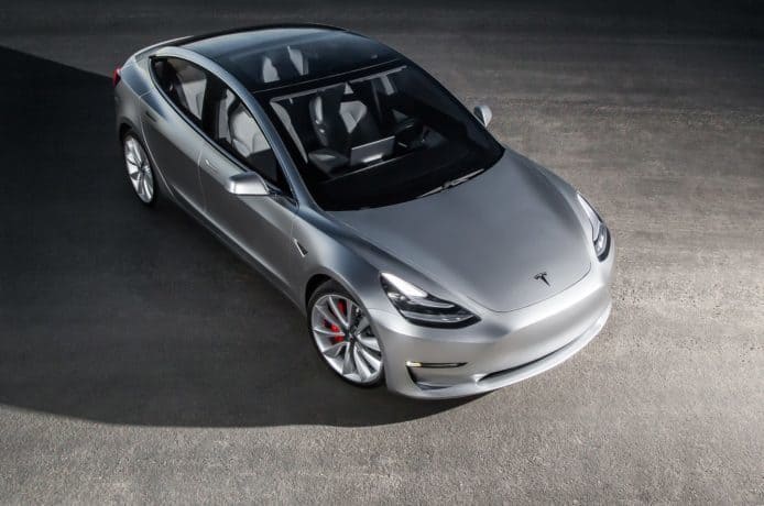 Teslaå¥éç Model 3çåçæå°çµæ
