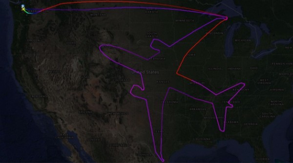 波音測試再創紀錄！飛行航線成功畫出全球最大 787 客機圖案