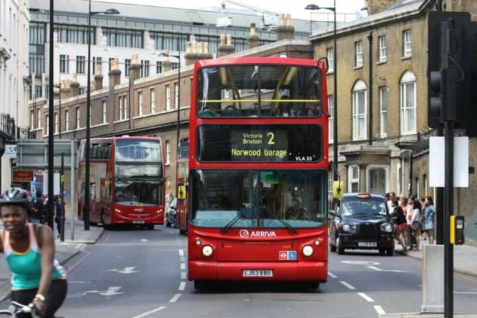 倫敦巴士測試咖啡渣做生物燃料