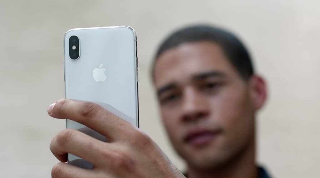 5 Alasan iPhone X Lebih Baik dari Samsung Galaxy S9 - 4