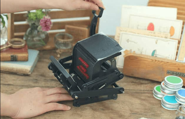 活字印刷機玩具　教小朋友上世紀印刷術