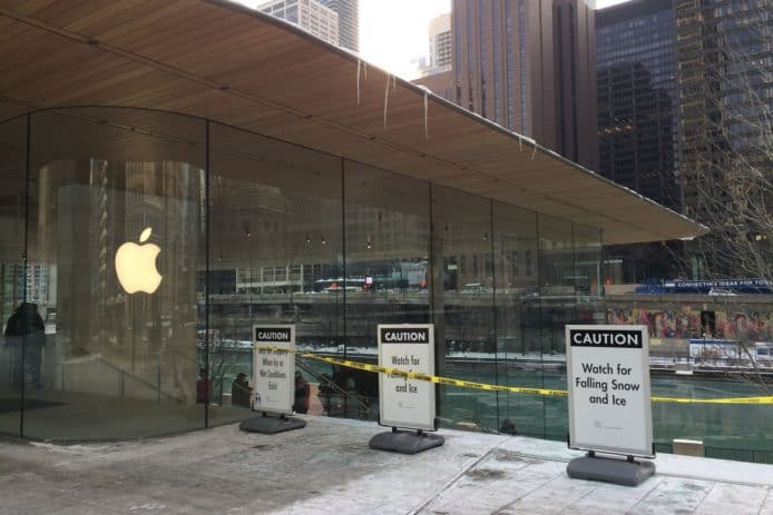 設計失誤？芝加哥 Apple Store 驚現致命冰柱