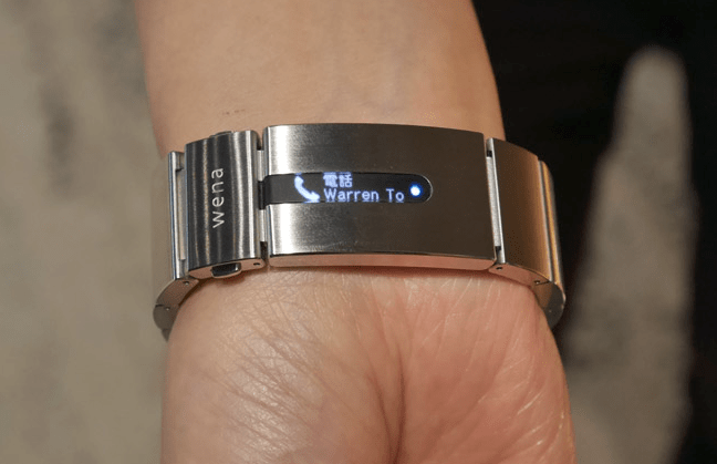Sony 第 2 代智能錶帶可顯示訊息　錶面搭配傳統手錶