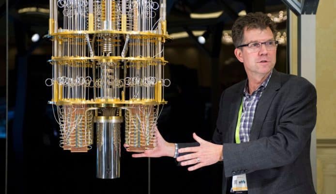 IBM 首度展示 50 位元量子電腦　能否實現「量子霸權」？