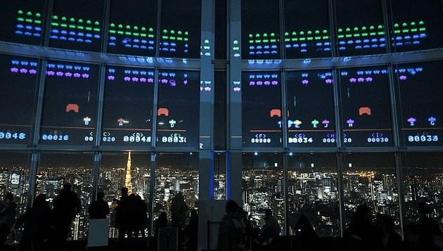 【有片睇】《太空侵略者》襲擊東京！經典街機遊戲 40 周年展覽