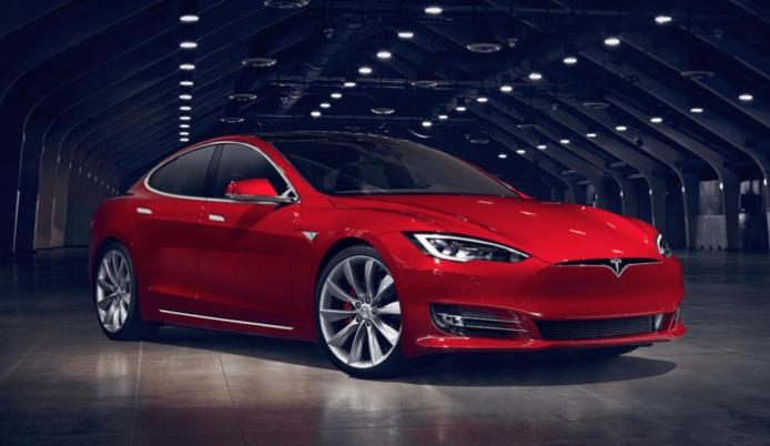 Tesla 2017 全年汽車銷售數字升 33％