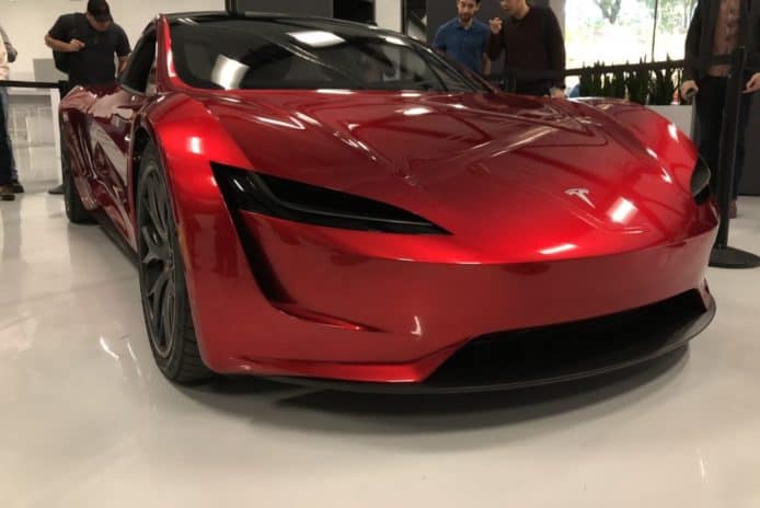 電動跑車 Tesla Roadster 2 真身總部亮相