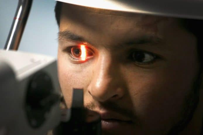 Google AI 掃瞄眼睛　即可預測心臟病風險