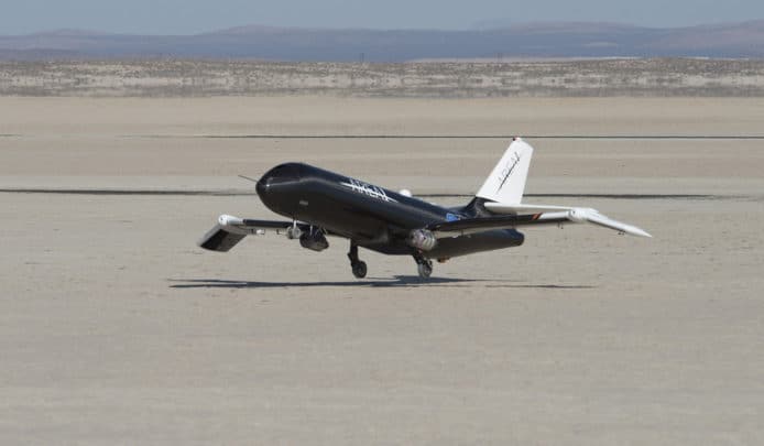 【有片睇】NASA 用變形記憶合金製可折疊機翼　應付不同飛行情況