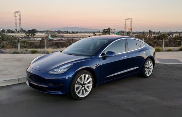 Elon Musk：Tesla Model 3 右軚版或 2019 年年中開始生產