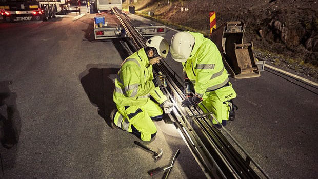 【有片睇】瑞典開發電氣化公路　電動車一邊行走一邊充電