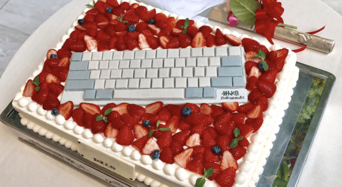 宅男結婚蛋糕都放 HHKB Pro2 鍵盤　鍵盤部份造價2萬日元