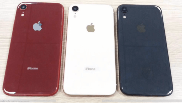 iPhone XC 平價機有五種顏色？疑似 SIM 卡托架相片流出