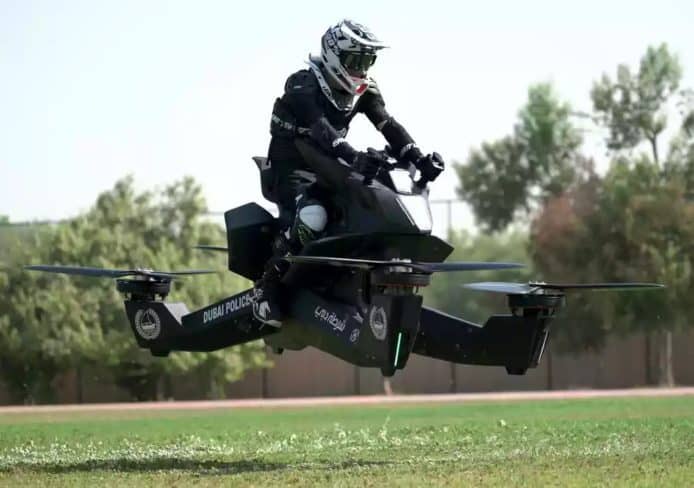 售價 118 萬港元  俄製 Hoverbike S3 懸浮電單車明年交付