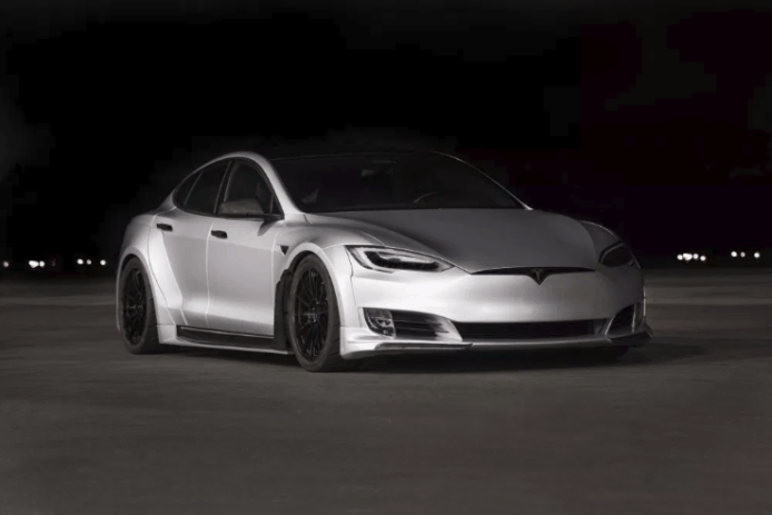 美公司推 Tesla Model S 改車計劃　碳纖車身+競賽級懸吊系統