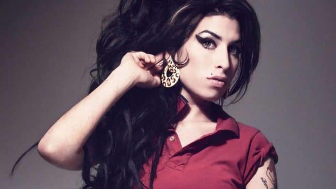 Amy Winehouse 基金會舉辦全息巡迴演唱會