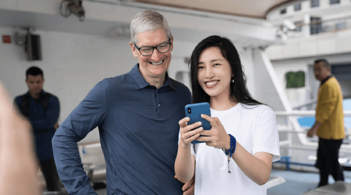 外媒：蘋果 Tim Cook 赴中國　或挽救 iPhone XS 銷情