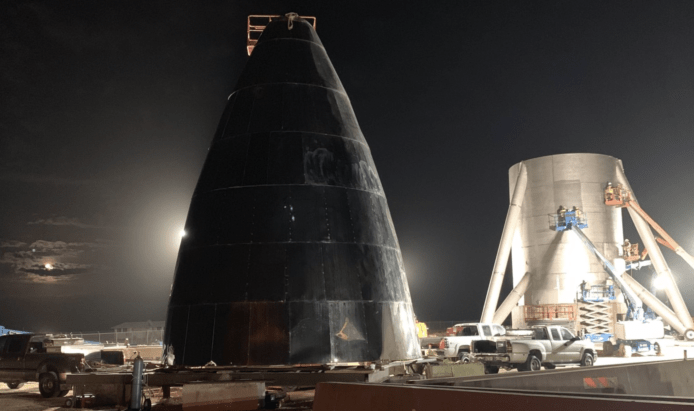 Elon Musk 新宇宙船「Starship」真身曝光　預計2019年4月起飛