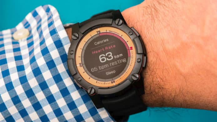 【有片睇】PowerWatch 2 智能手錶靠太陽能＋體溫充電　防水防刮超耐用