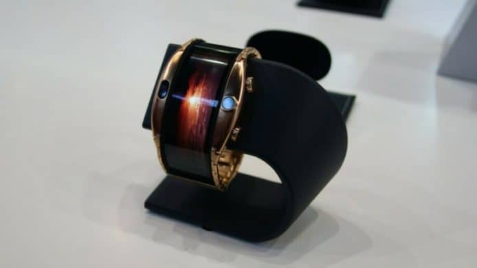 Nubia Alpha 手錶電話發表   配備 4 吋柔性屏幕