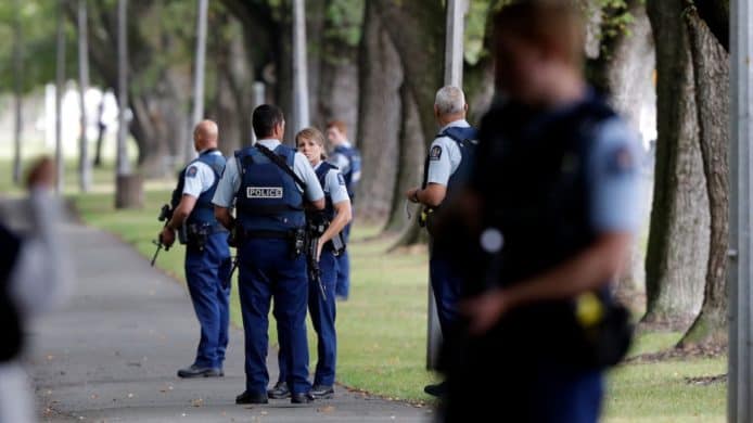 Facebook：紐西蘭恐襲直播 29 分鐘後始收到用家回報